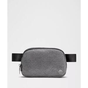 Lululemon Glitter Everywhere Belt Bag 1L Gray Silver Metallic NEW